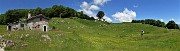42 Alla bella conca prativa della Baita Sornadello (1407 m)